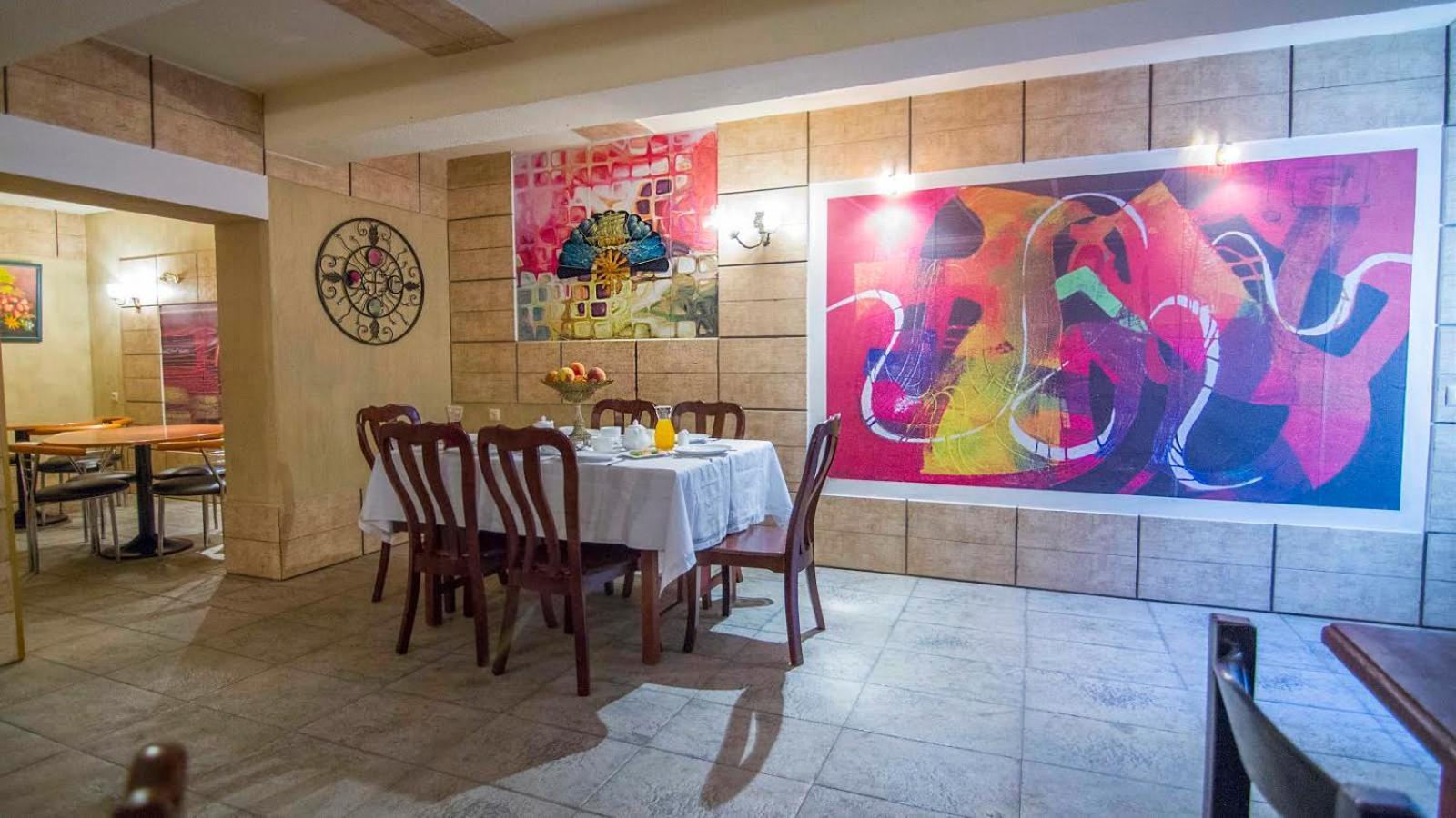 The Rogashome Tbilisi Luaran gambar