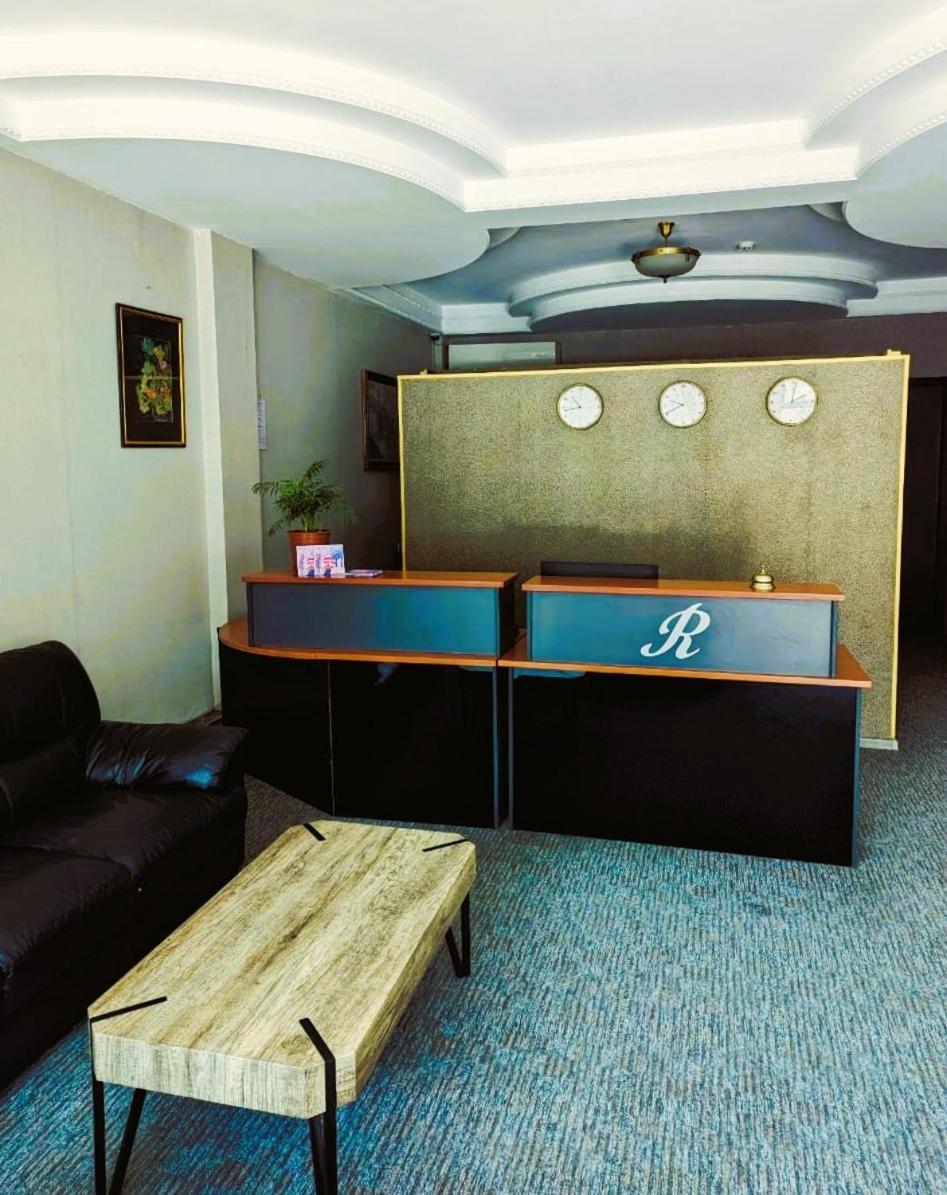 The Rogashome Tbilisi Luaran gambar